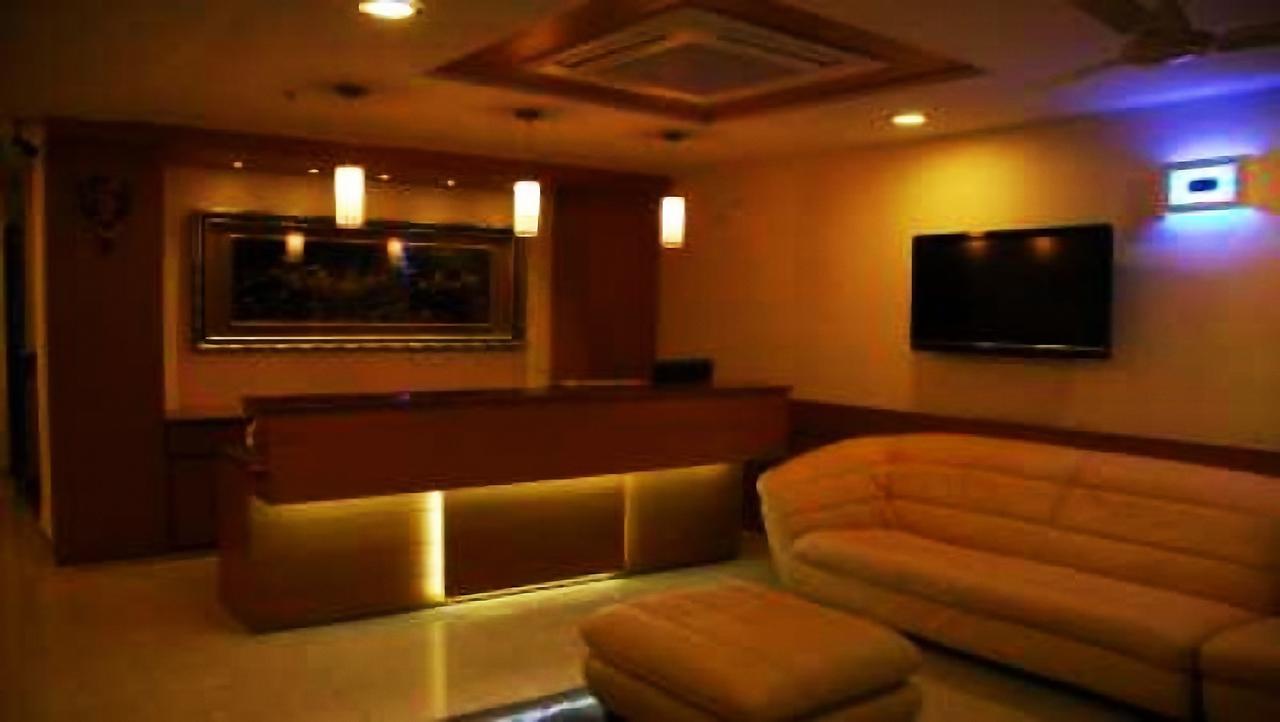 Budget Hotel Khammam Ngoại thất bức ảnh